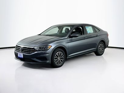 Used 2020 Volkswagen Jetta SE w/ SE Cold Weather Package