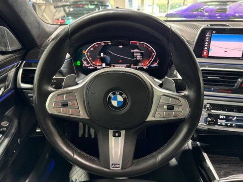 Used 2020 BMW 750i xDrive w/ Executive Package image 51