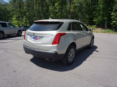 Used 2017 Cadillac XT5 Luxury w/ Driver Awareness Package FWD image 21