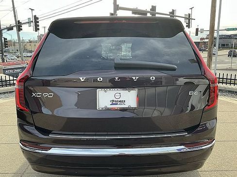 New 2026 Volvo XC90 B6 Plus w/ Protection Package Premier image 9