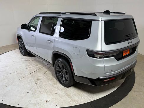 New 2026 Jeep Grand Wagoneer Limited w/ Premium Group II AWD/4WD image 5