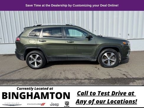 Used 2021 Jeep Cherokee Limited w/ Elite Package image 5