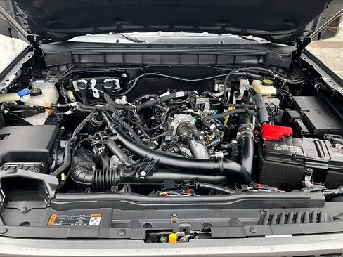 Used 2023 Ford Bronco Badlands image 31