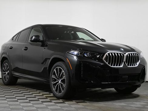 New 2026 BMW X6 xDrive40i w/ Climate Comfort Package image 9