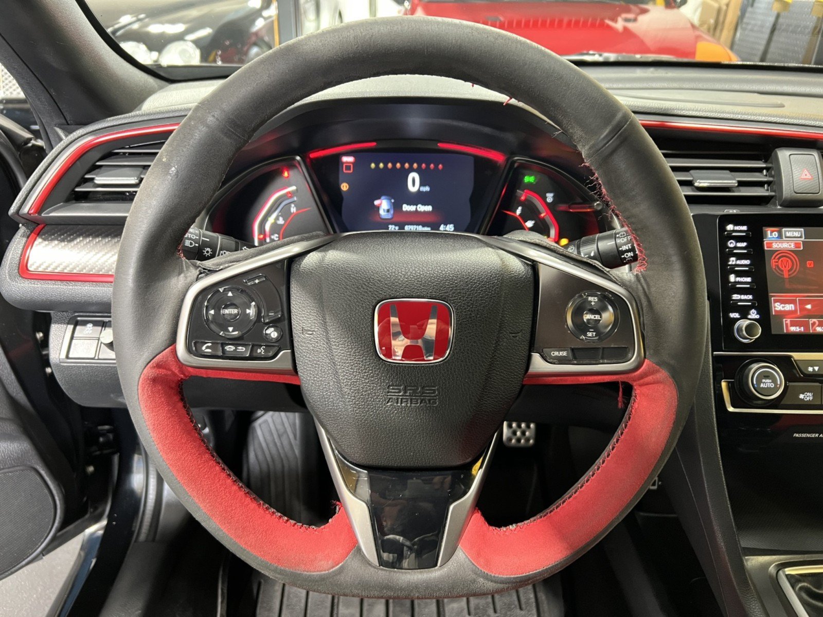 Used 2019 Honda Civic Type R image 11