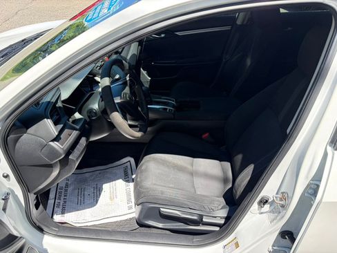 Used 2018 Honda Civic EX image 17