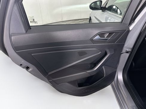 Used 2024 Volkswagen Jetta SE image 25