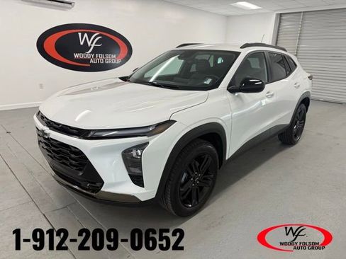 New 2026 Chevrolet Trax ACTIV w/ Driver Confidence Package image 1