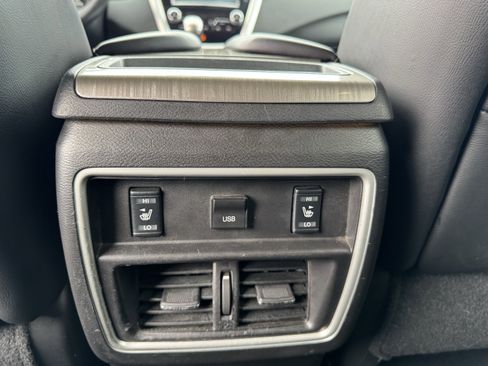 Certified 2017 Nissan Murano Platinum w/ Platinum Technology Package image 35