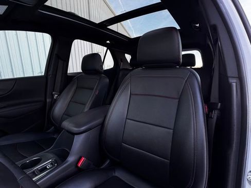 Used 2024 Chevrolet Equinox RS w/ RS Leather Package image 4