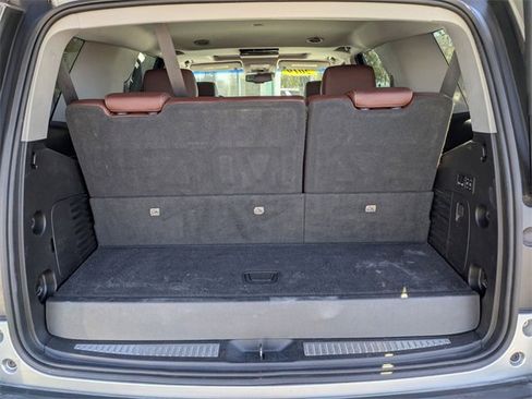 Used 2019 Chevrolet Tahoe Premier w/ Premier Plus Edition image 22