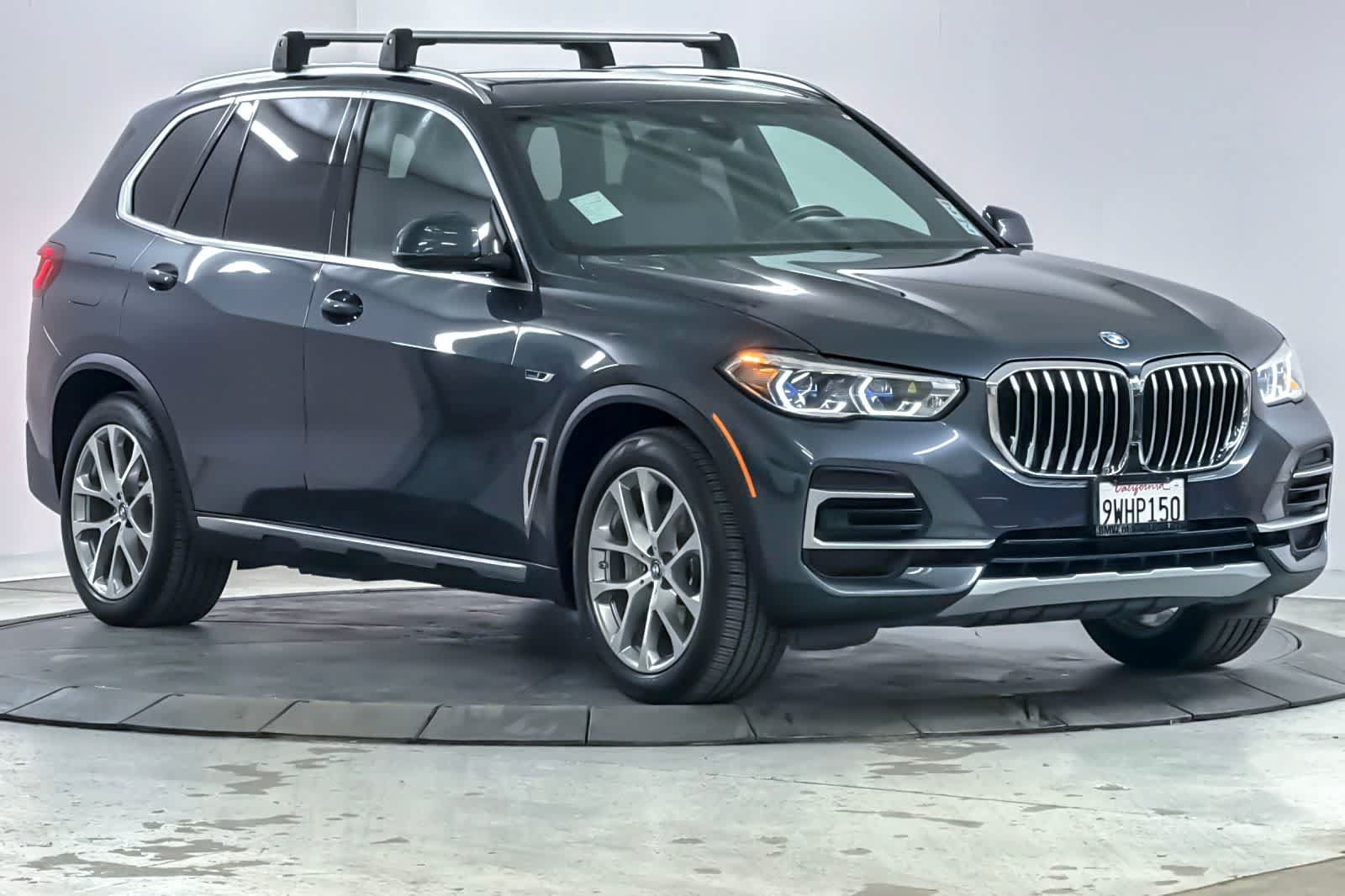 Used 2022 BMW X5 xDrive45e w/ Executive Package AWD/4WD image 9