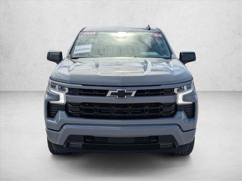 Used 2024 Chevrolet Silverado 1500 RST image 2