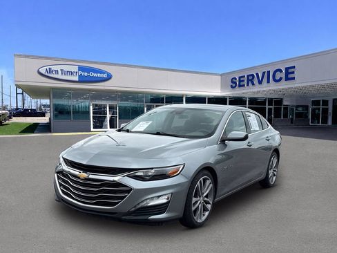 Used 2023 Chevrolet Malibu LT FWD image 4
