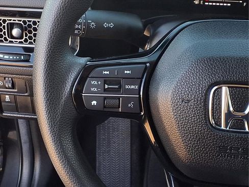 Used 2025 Honda Civic LX image 5
