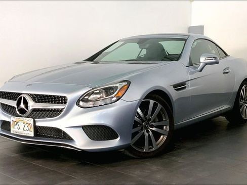 Used 2018 Mercedes-Benz SLC 300 image 1