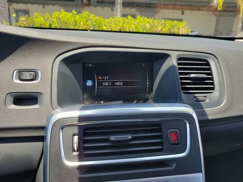 Used 2018 Volvo V60 T5 Dynamic w/ Vision Package FWD image 26