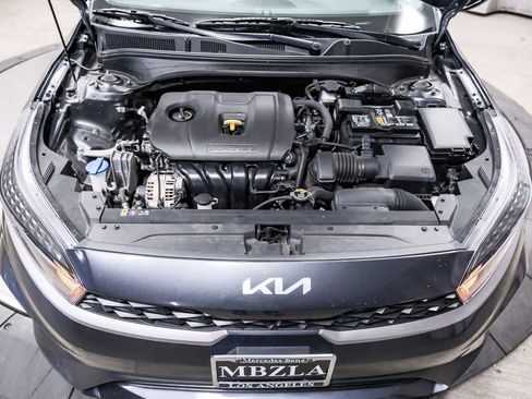 Used 2022 Kia Forte LXS image 28