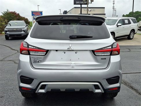 Used 2020 Mitsubishi Outlander Sport ES image 5