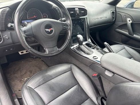Used 2013 Chevrolet Corvette Convertible RWD image 9
