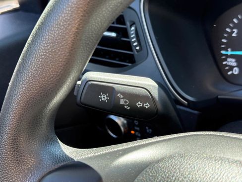 Used 2022 Ford Escape SE image 20