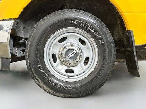 Used 2019 Ford F250 XL w/ XL Value Package image 27