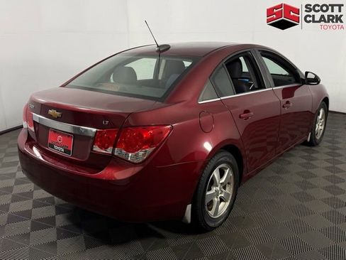 Used 2016 Chevrolet Cruze LT image 9