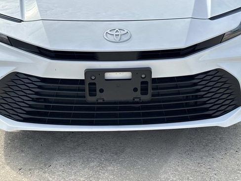 Used 2025 Toyota Camry LE FWD image 3