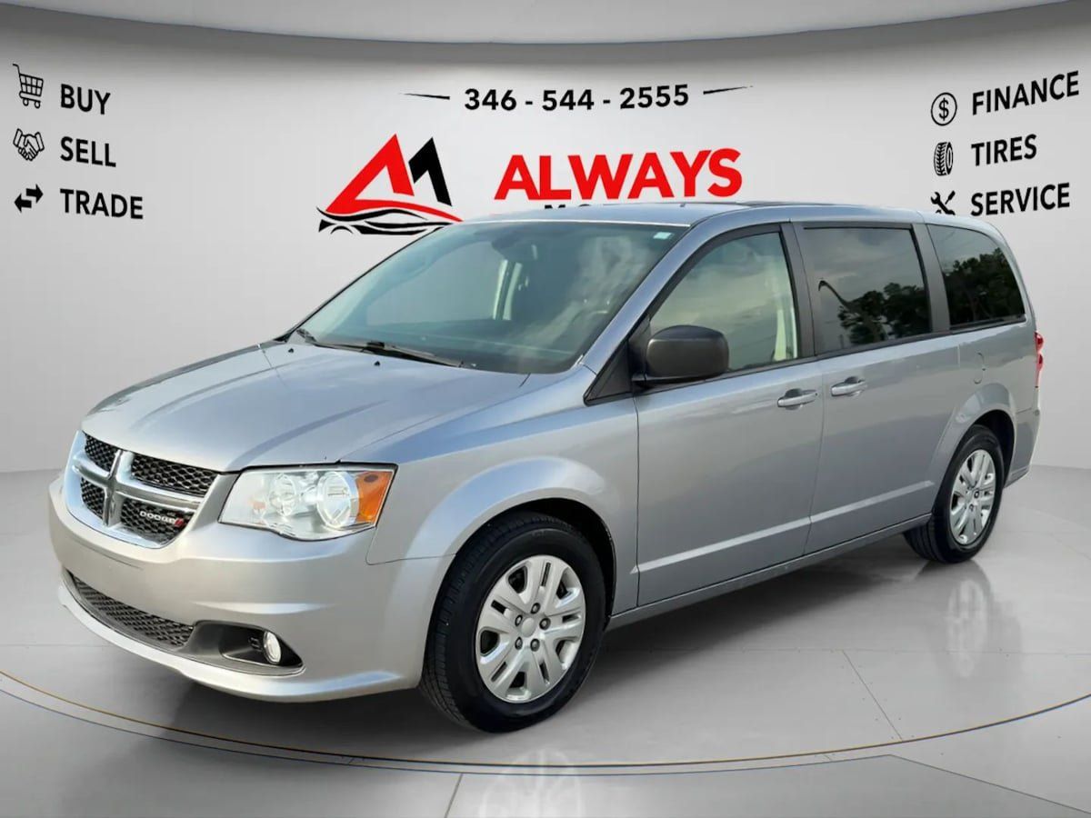 Used 2018 Dodge Grand Caravan SE w/ UConnect Hands-Free Group FWD image 1