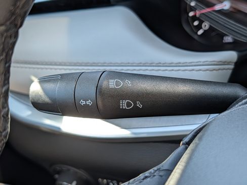 Used 2025 Jeep Compass Limited AWD/4WD image 21