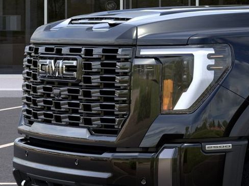 New 2026 GMC Sierra 2500 Denali Ultimate AWD/4WD image 13
