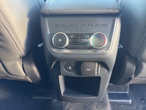 New 2026 Ford Explorer Active w/ Active Comfort Package image 16