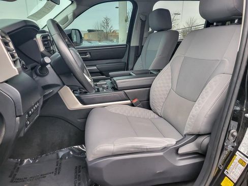 Used 2023 Toyota Tundra SR5 w/ SR5 Convenience Package AWD/4WD image 8