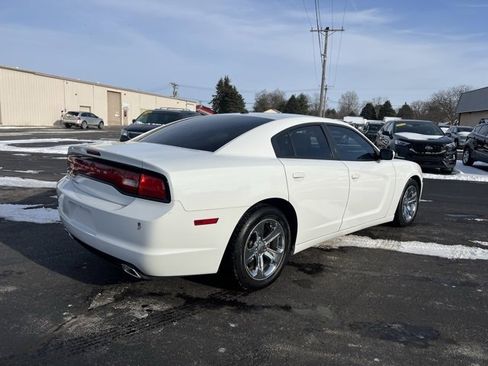 Used 2012 Dodge Charger SXT Plus image 10