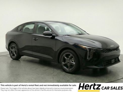 Used 2025 Kia K4 FWD image 1