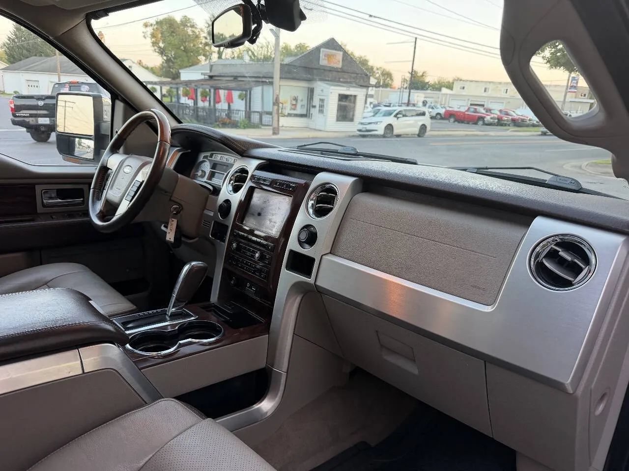 Used 2010 Ford F150 Platinum AWD/4WD image 33