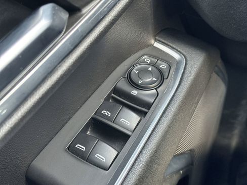 Used 2024 Chevrolet Silverado 1500 LT image 15