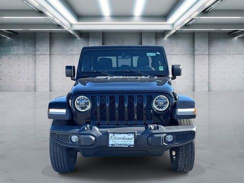 Used 2021 Jeep Gladiator Overland w/ Dual Top Group image 2