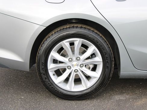 Used 2024 Chevrolet Malibu LT FWD image 14