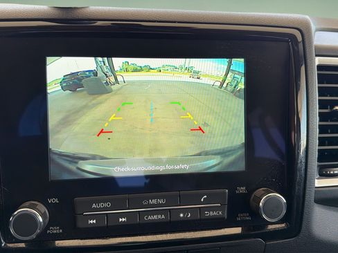 Certified 2024 Nissan Frontier SV w/ Technology Package AWD/4WD image 19