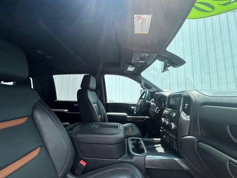 Used 2020 GMC Sierra 2500 AT4 w/ AT4 Premium Package AWD/4WD image 16