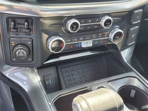 Used 2023 Ford F150 Lariat w/ Equipment Group 502A High image 19