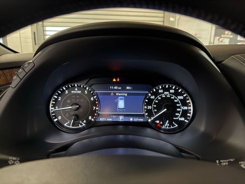 Used 2024 Nissan Armada SL w/ Captain's Chairs Package image 26