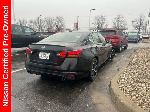 Certified 2025 Nissan Altima 2.5 SR image 4