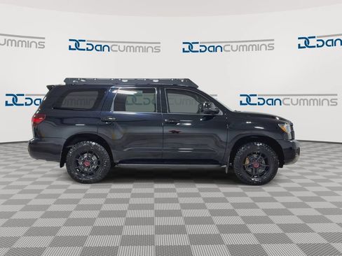 Used 2020 Toyota Sequoia TRD Pro AWD/4WD image 9