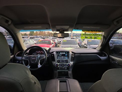 Used 2017 GMC Yukon SLE w/ Convenience Package image 25
