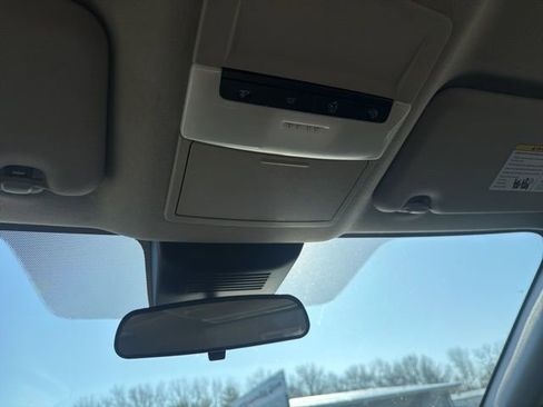 Used 2024 Nissan Sentra SV image 25