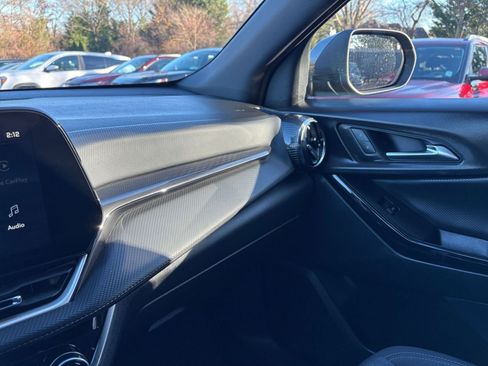 Used 2025 Chevrolet Equinox LT image 34