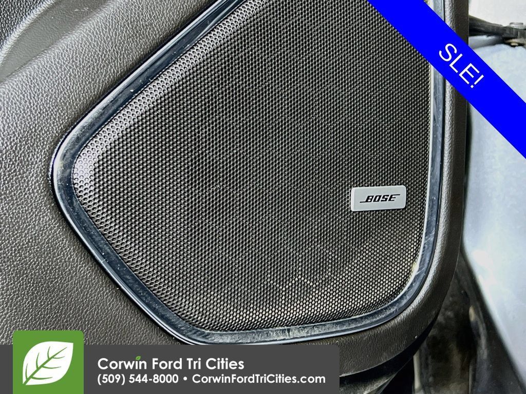 Used 2020 GMC Yukon XL SLE AWD/4WD image 13