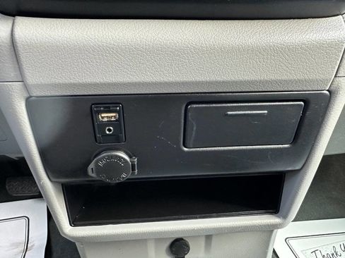 Used 2017 Toyota Sienna LE image 24